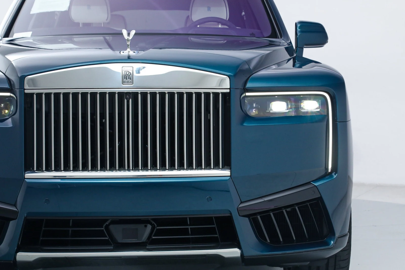 2025 Rolls-Royce Cullinan, 11/20