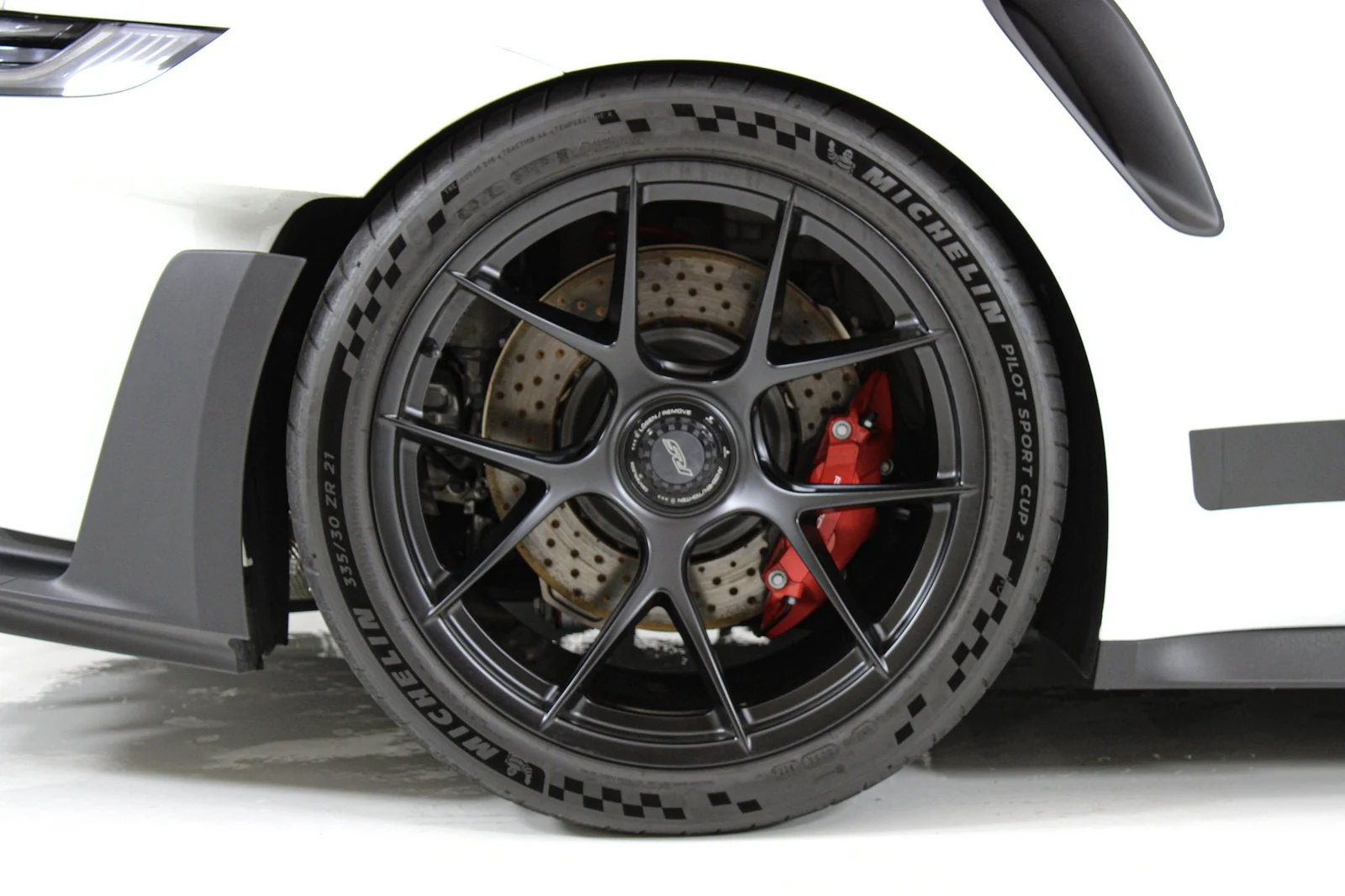 2024 Porsche 911 (992.1) GT3 RS, 18/20