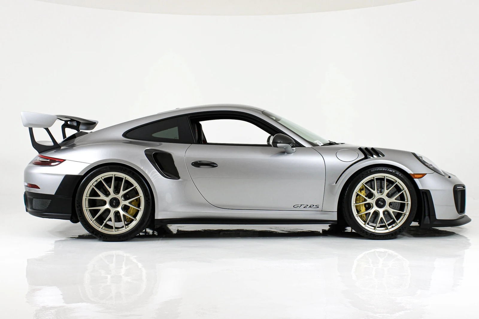 2018 Porsche 911 (991.2) GT2 RS, 8/20