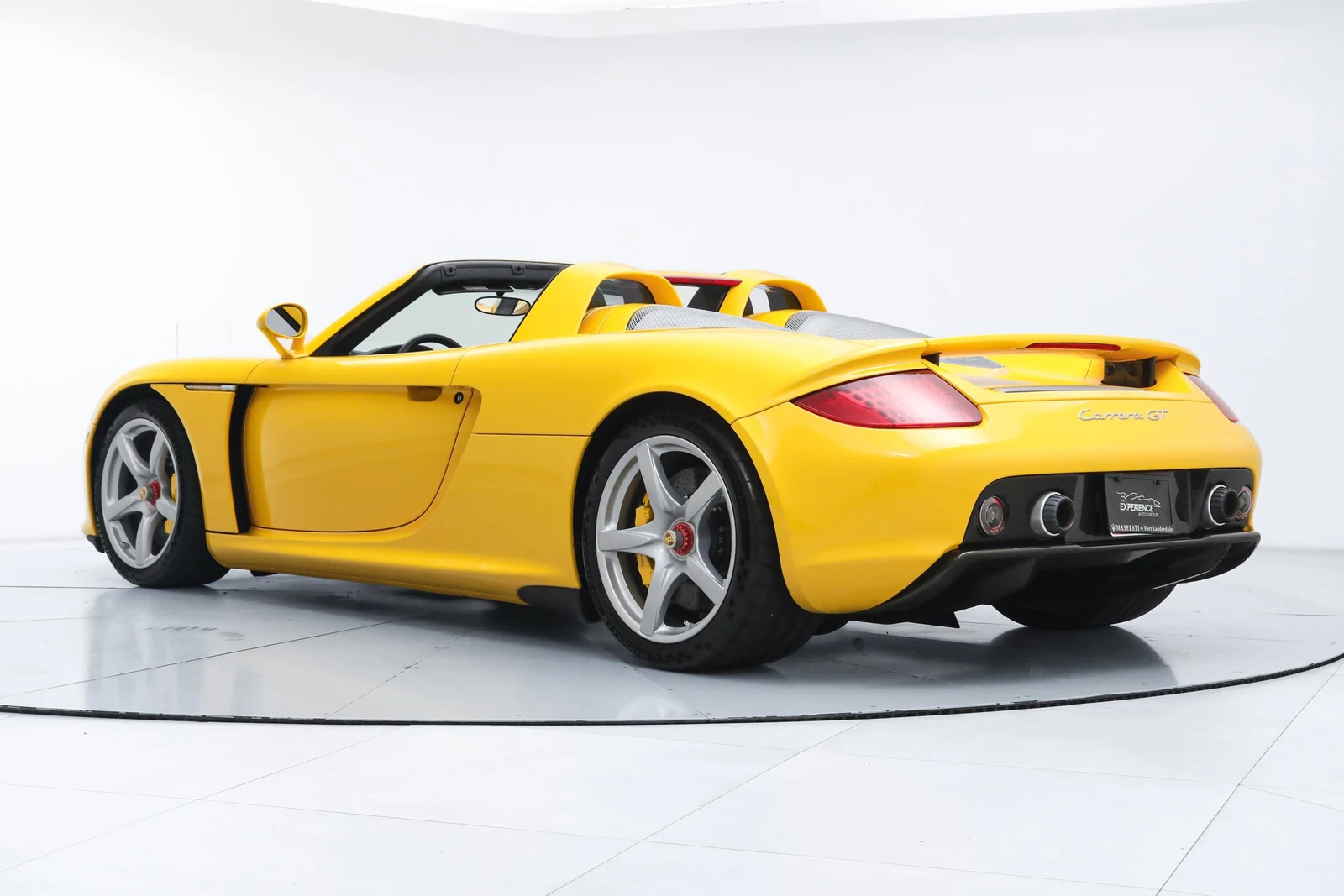 2005 Porsche Carrera GT, 4/20
