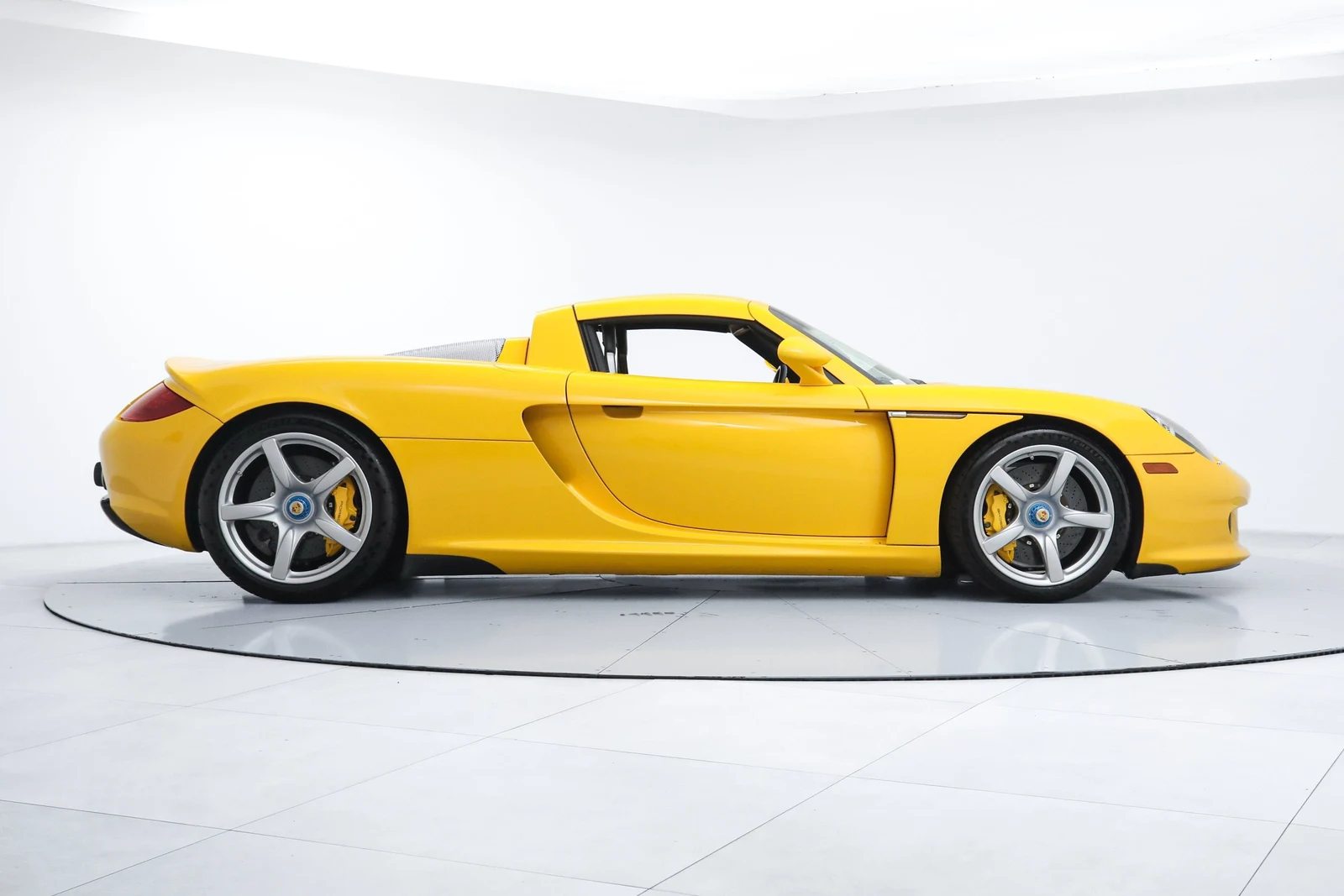 2005 Porsche Carrera GT, 8/20