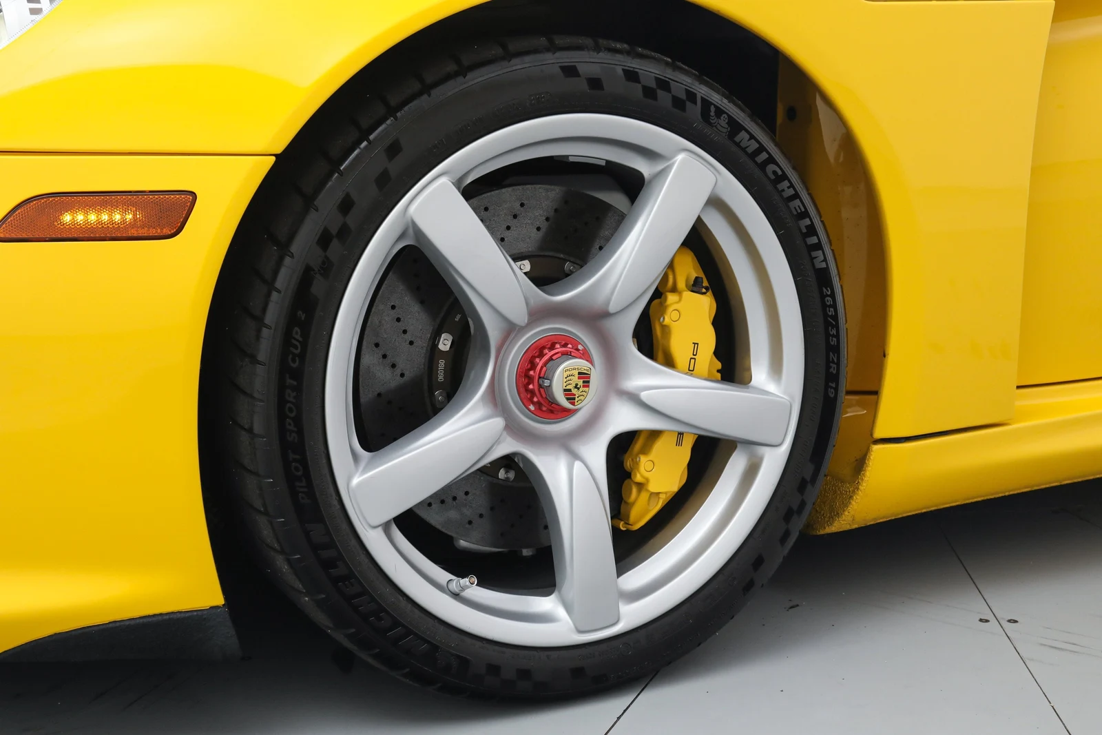 2005 Porsche Carrera GT, 14/20