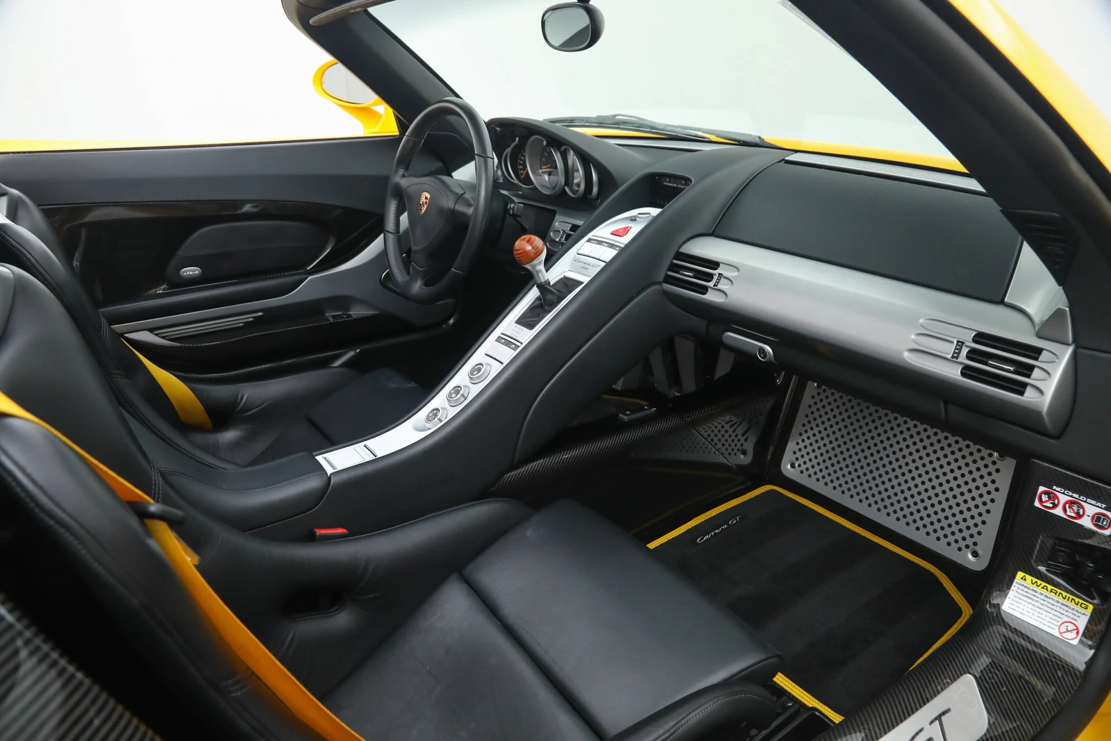 2005 Porsche Carrera GT, 19/20