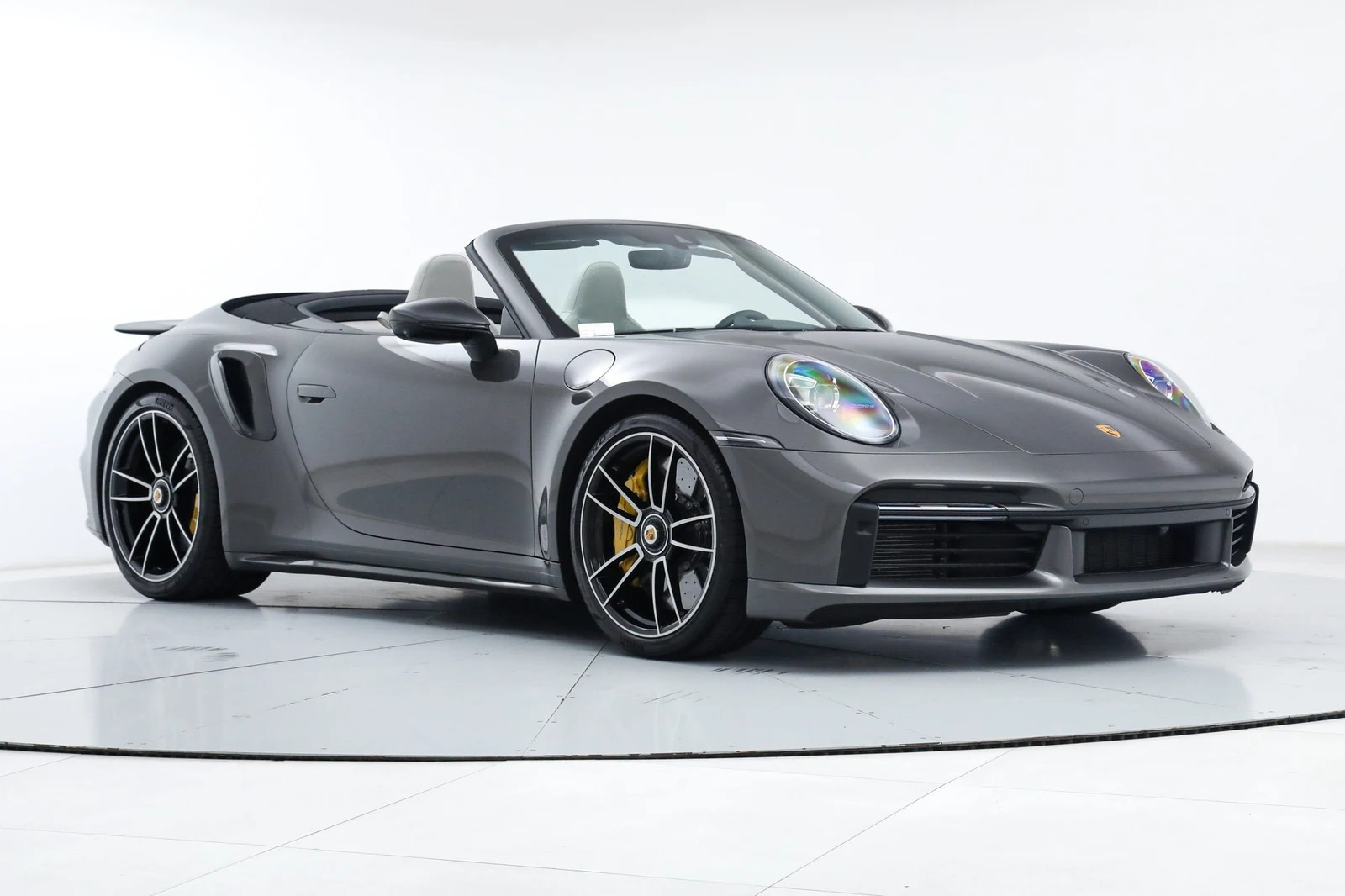 2022 Porsche 911 (992.1) Turbo S Cabriolet, 9/20