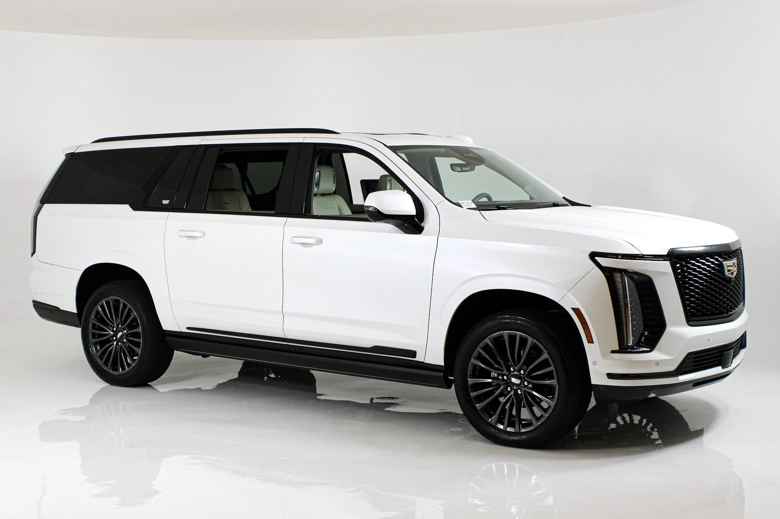 2025 Cadillac Escalade ESV Sport Platinum (5th Generation), 8/20