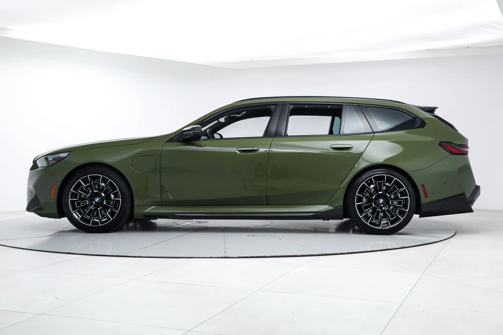 2026 BMW M5 Touring (G99), 2/20