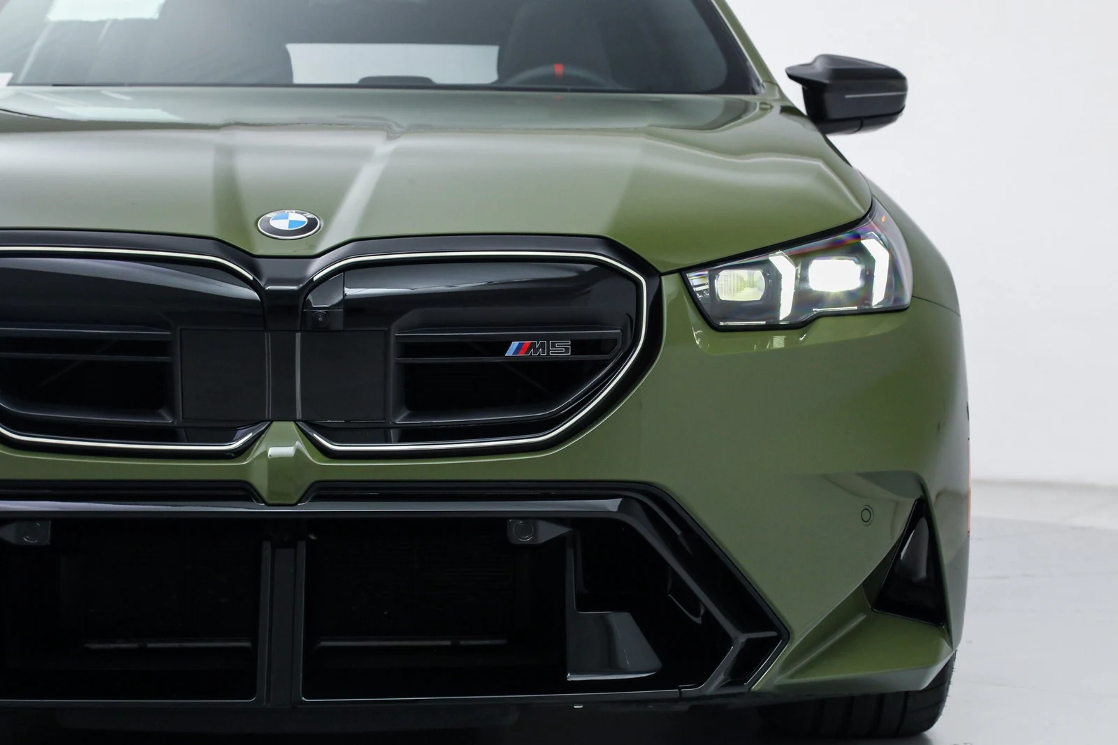 2026 BMW M5 Touring (G99), 10/20