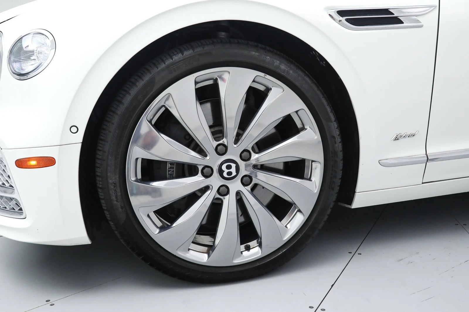 2022 Bentley Flying Spur Hybrid, 12/20