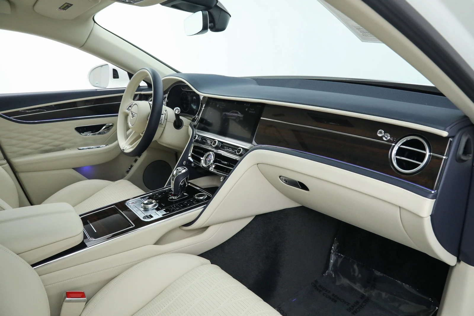 2022 Bentley Flying Spur Hybrid, 16/20