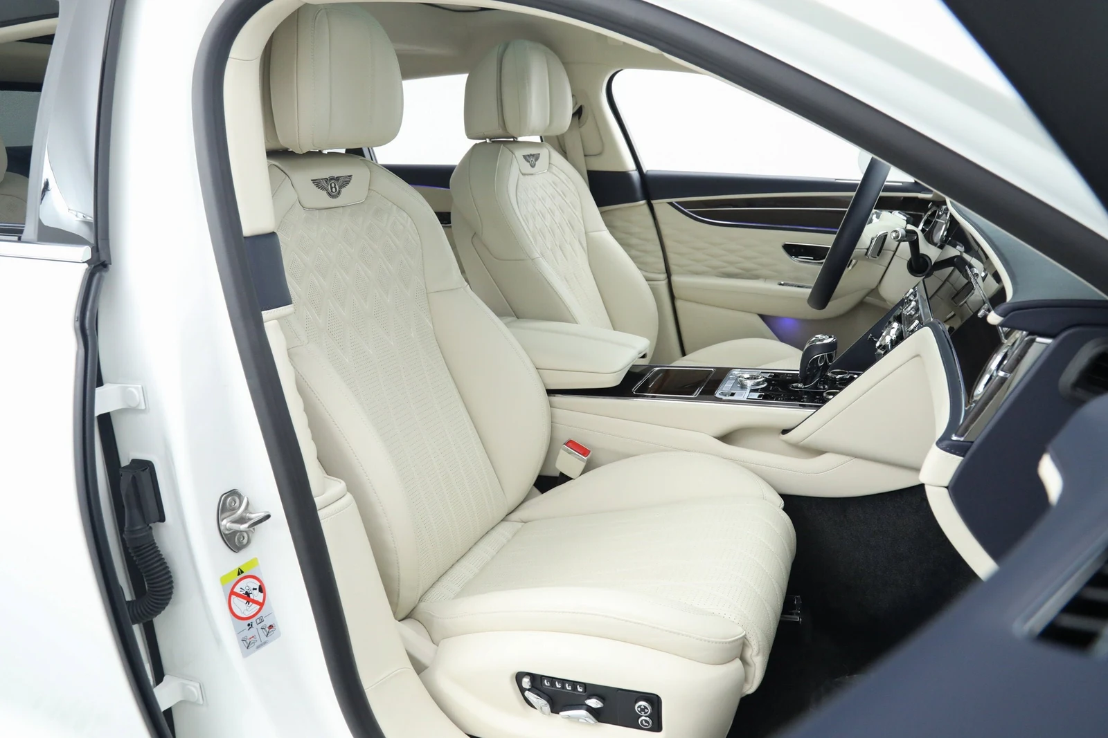 2022 Bentley Flying Spur Hybrid, 17/20