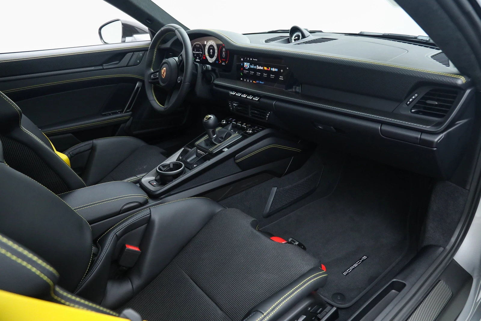 2026 Porsche 911 (992.2) GT3 Touring, 16/20