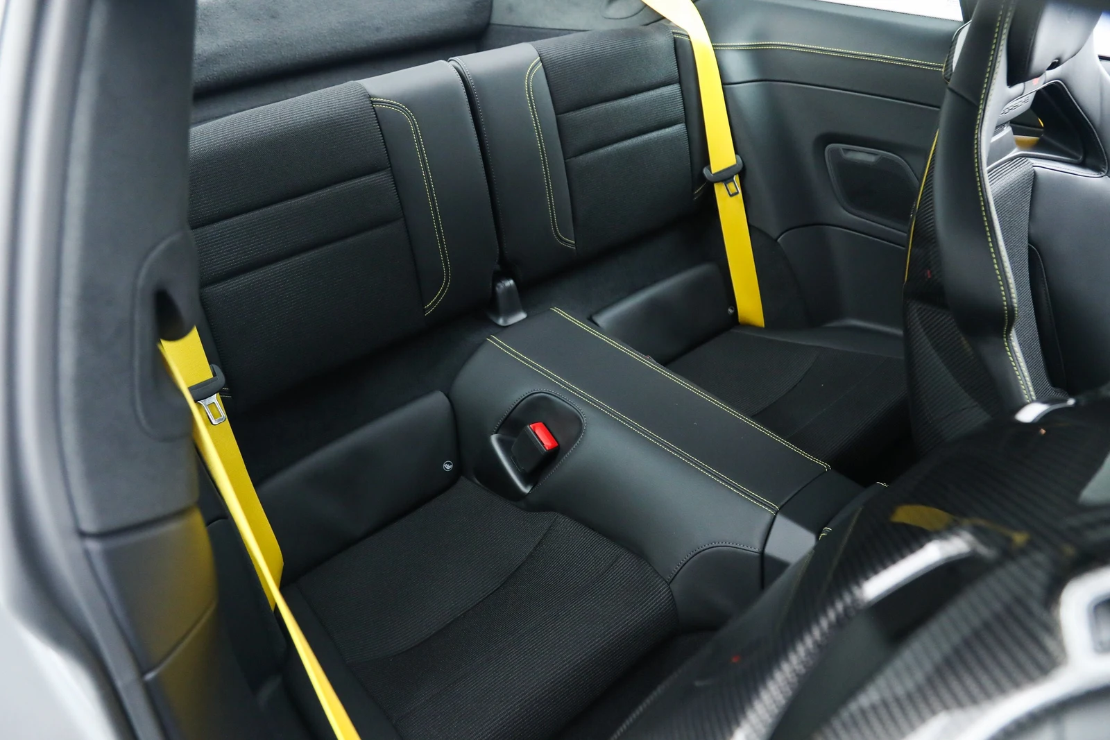 2026 Porsche 911 (992.2) GT3 Touring, 18/20