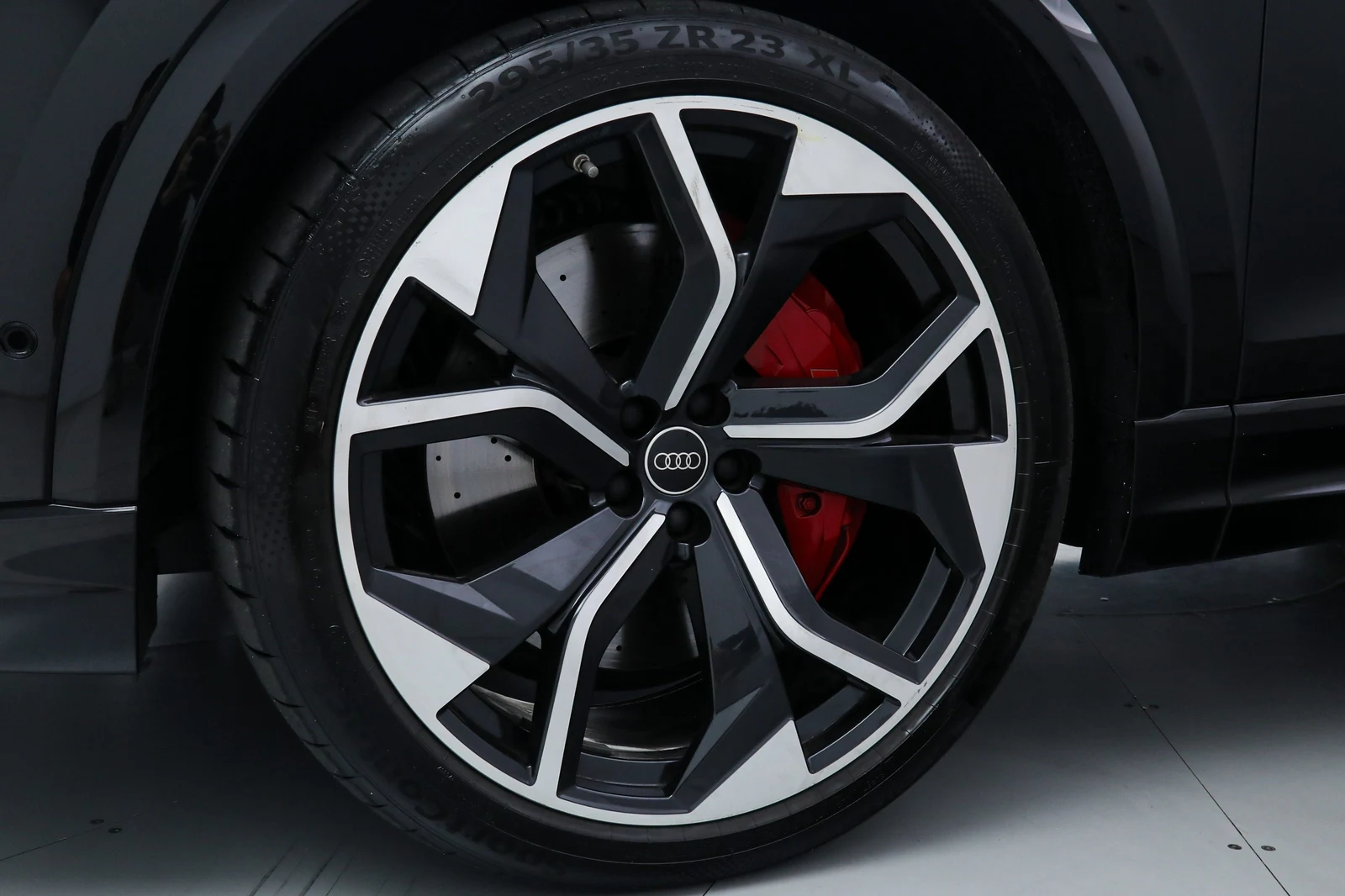 2024 Audi RS Q8, 13/20