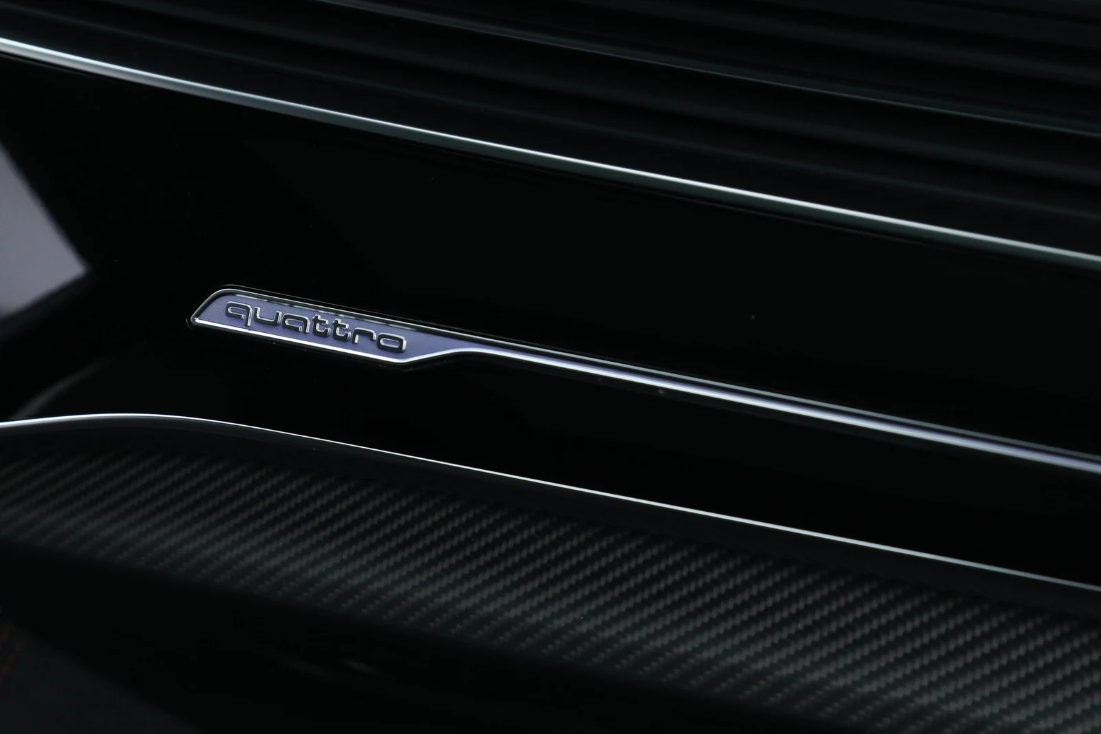 2024 Audi RS Q8, 18/20