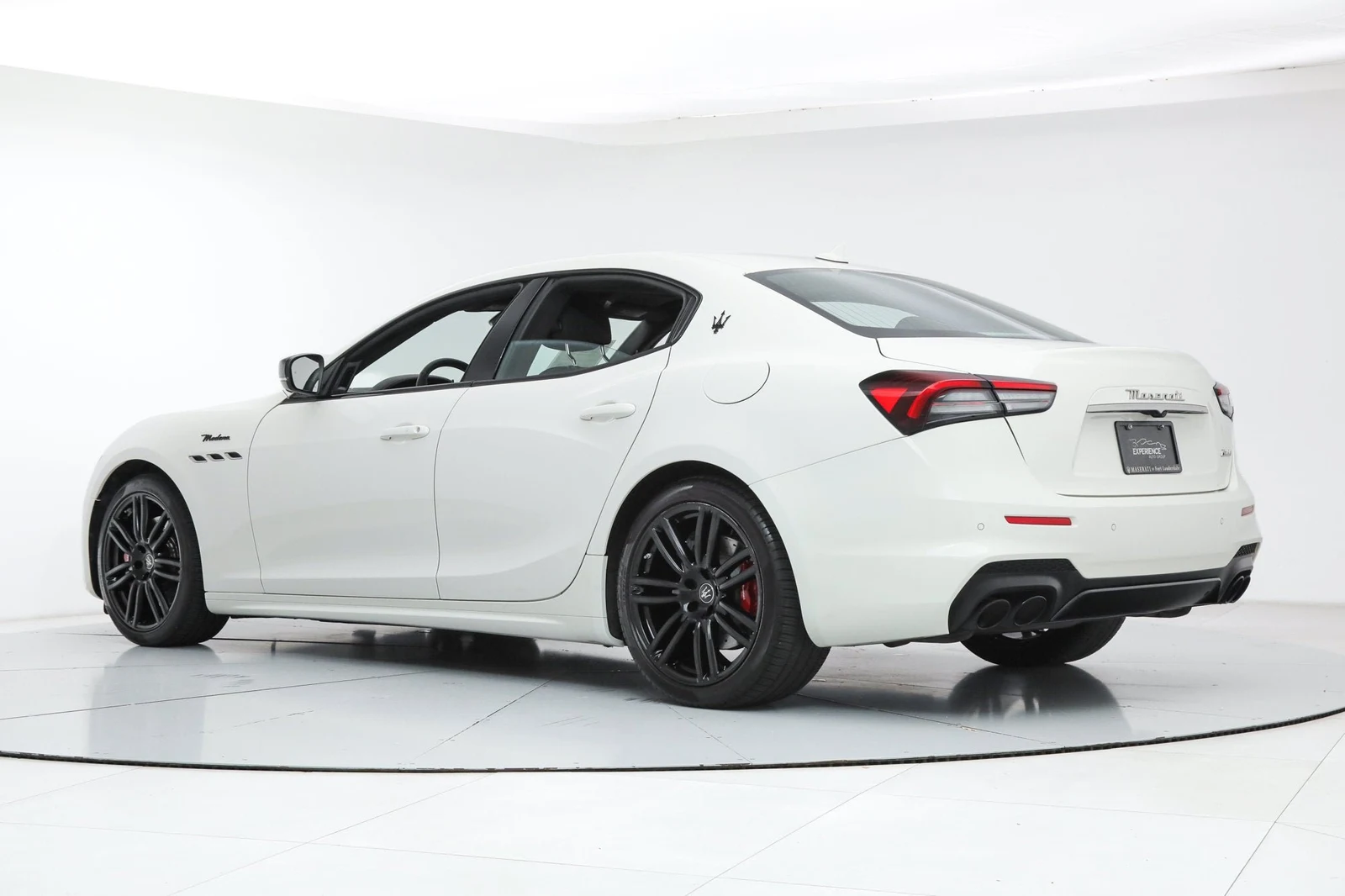 2023 Maserati Ghibli Modena, 3/20