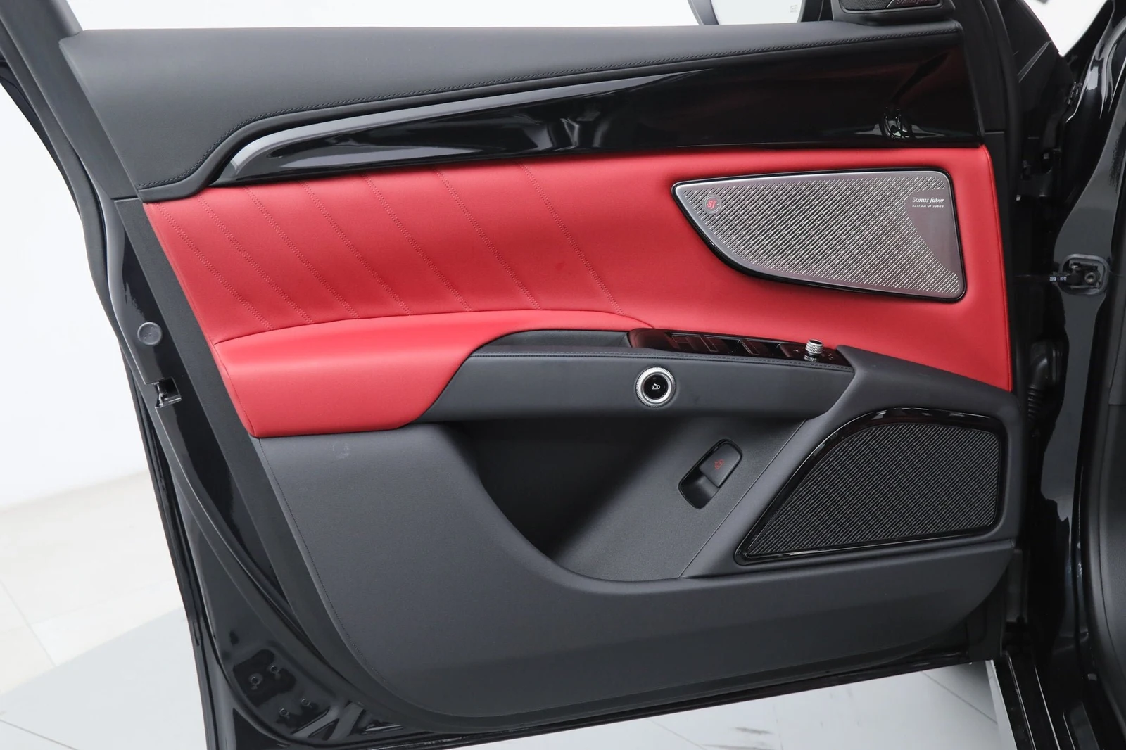 2026 Maserati Grecale Modena V6, 14/20