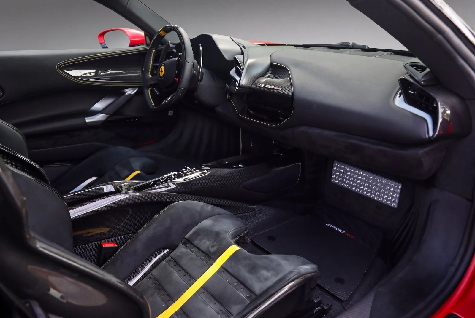 2024 Ferrari SF90 Spider Assetto Fiorano, 22/23