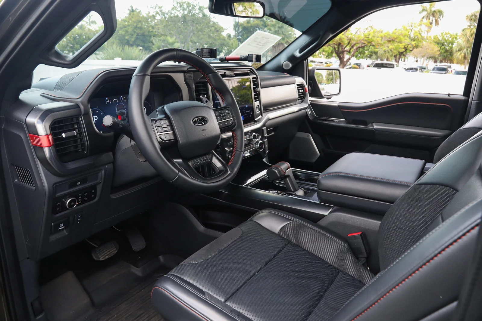 2025 Ford F-150 Raptor, 17/30