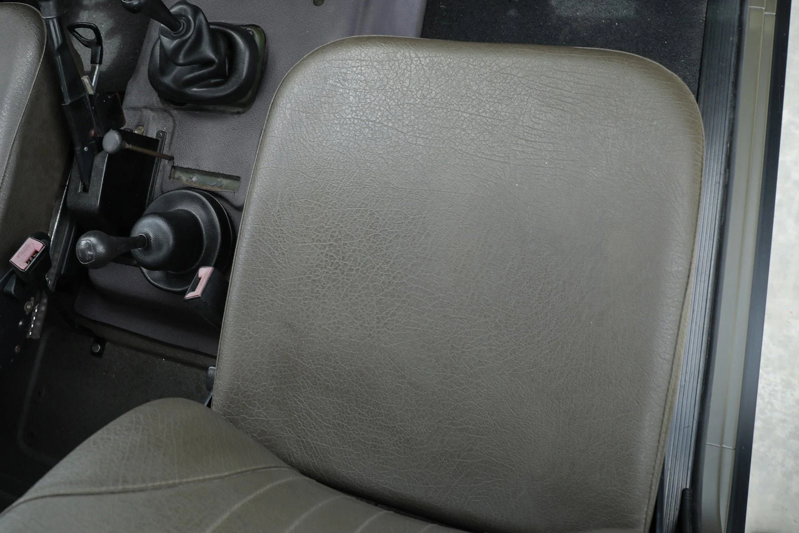 1994 Mercedes-Benz 290 GD Pickup, 24/30