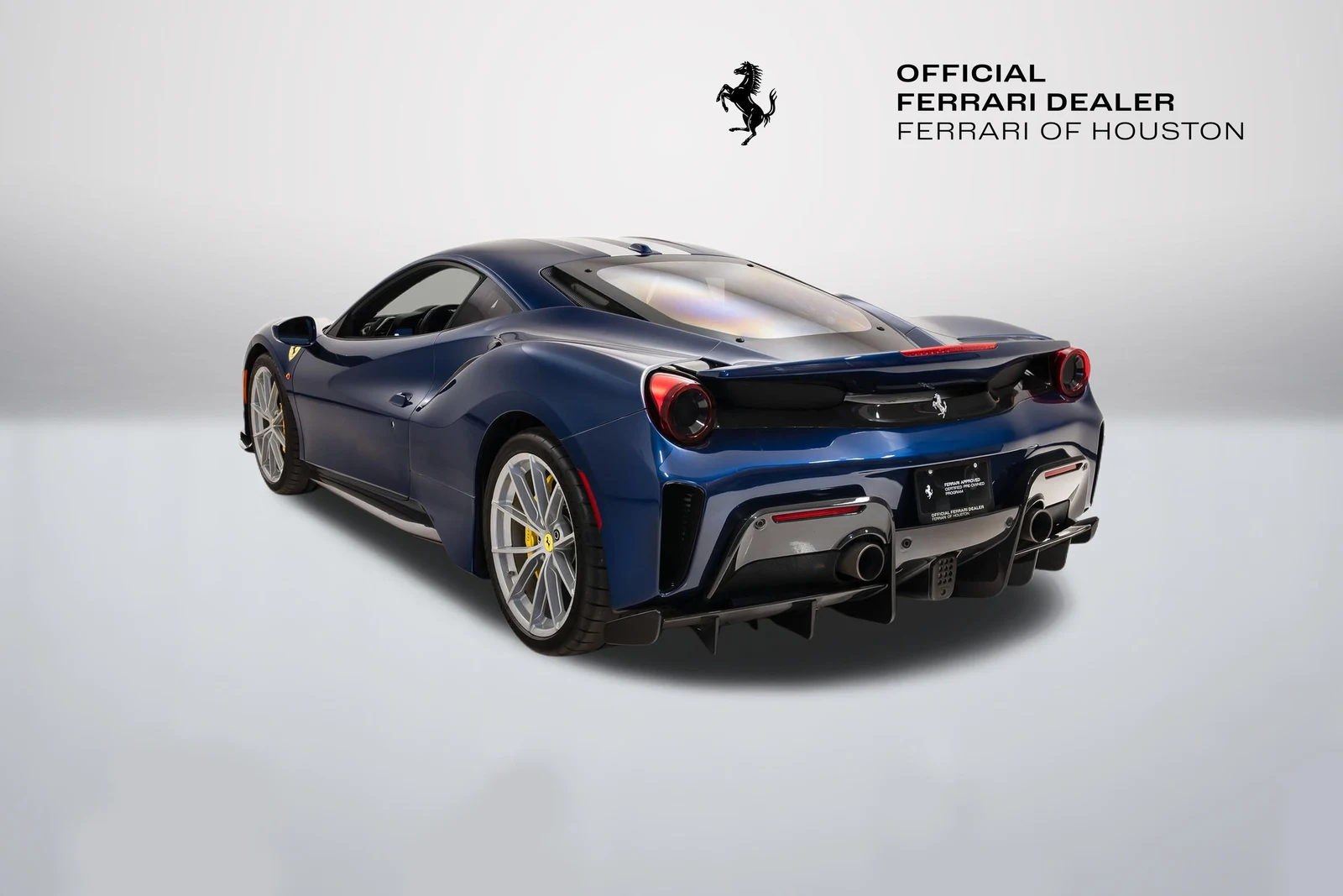 2020 Ferrari 488 Pista, 2/20