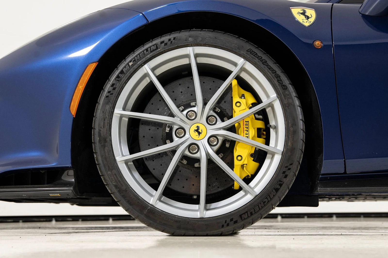 2020 Ferrari 488 Pista, 17/20