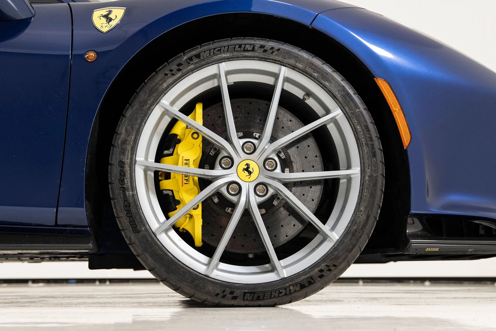 2020 Ferrari 488 Pista, 20/20