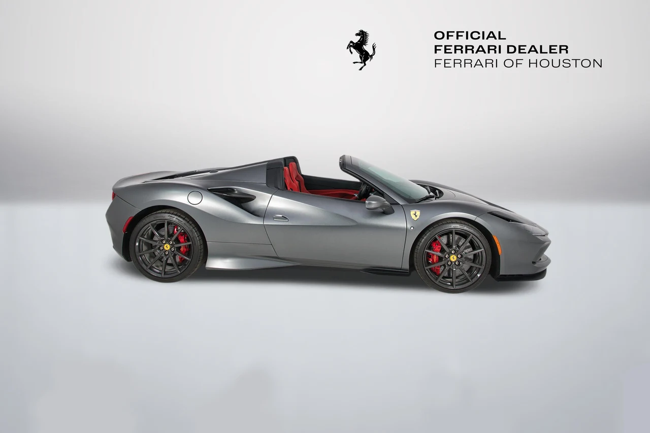 2023 Ferrari F8 Spider, 3/20