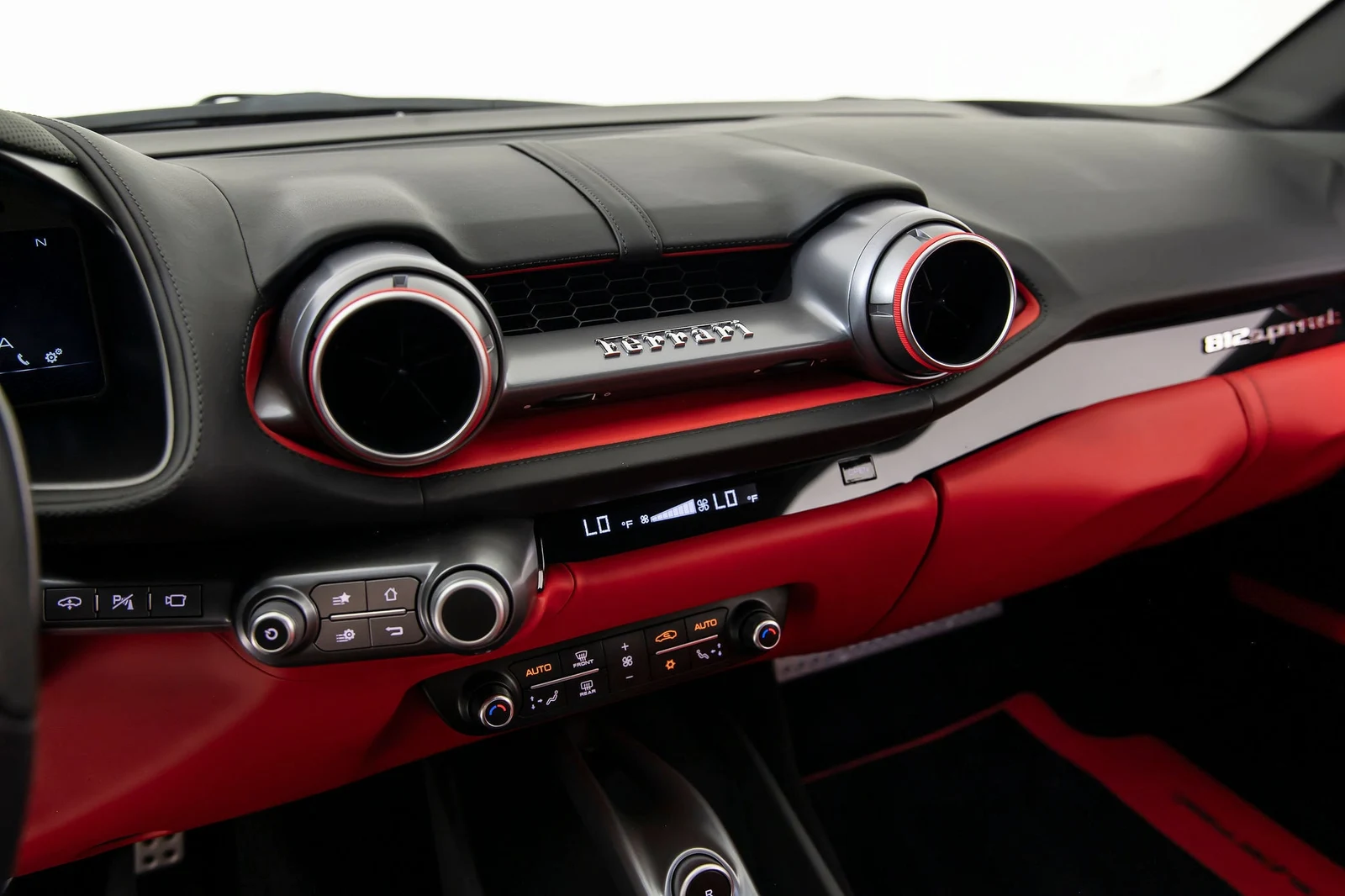 2019 Ferrari 812 Superfast, 13/20