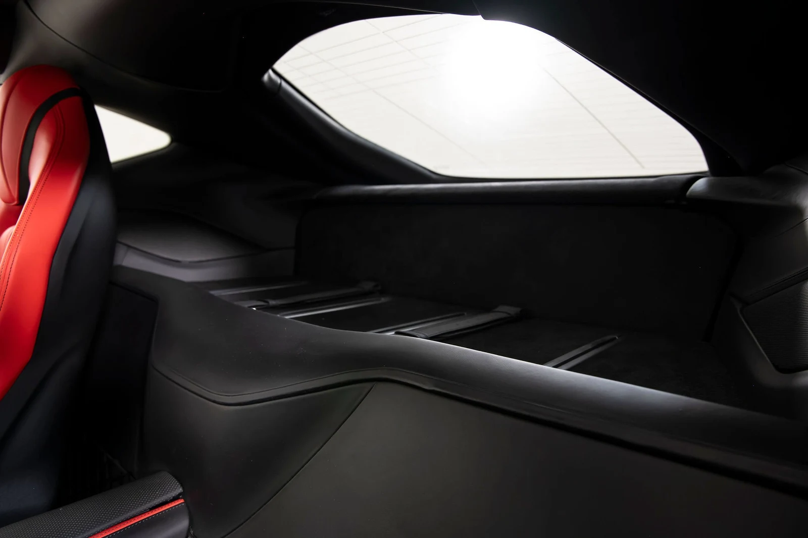 2019 Ferrari 812 Superfast, 17/20