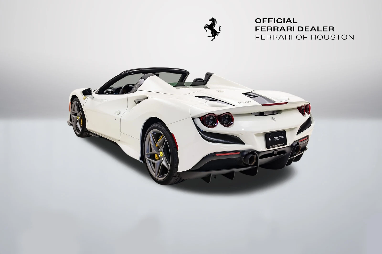 2022 Ferrari F8 Spider, 2/20