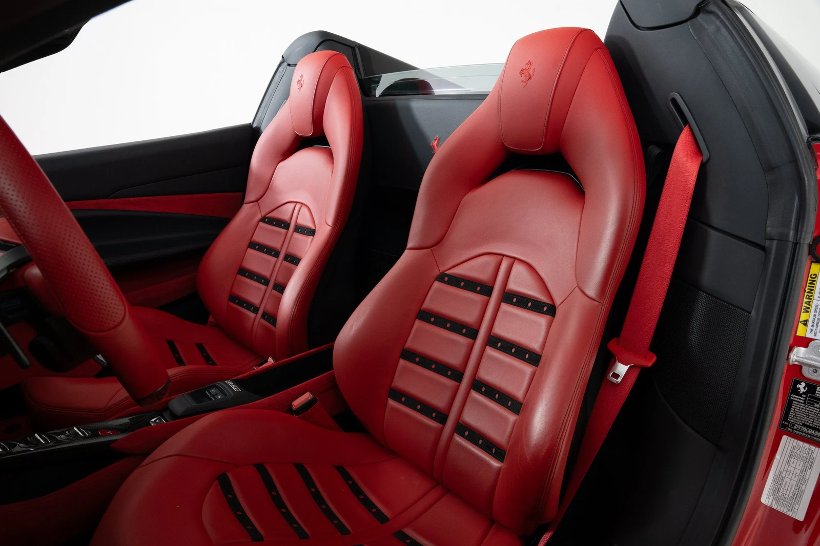 2022 Ferrari F8 Spider, 5/20