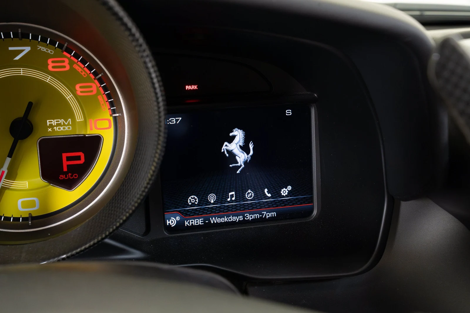 2021 Ferrari F8 Spider, 12/20