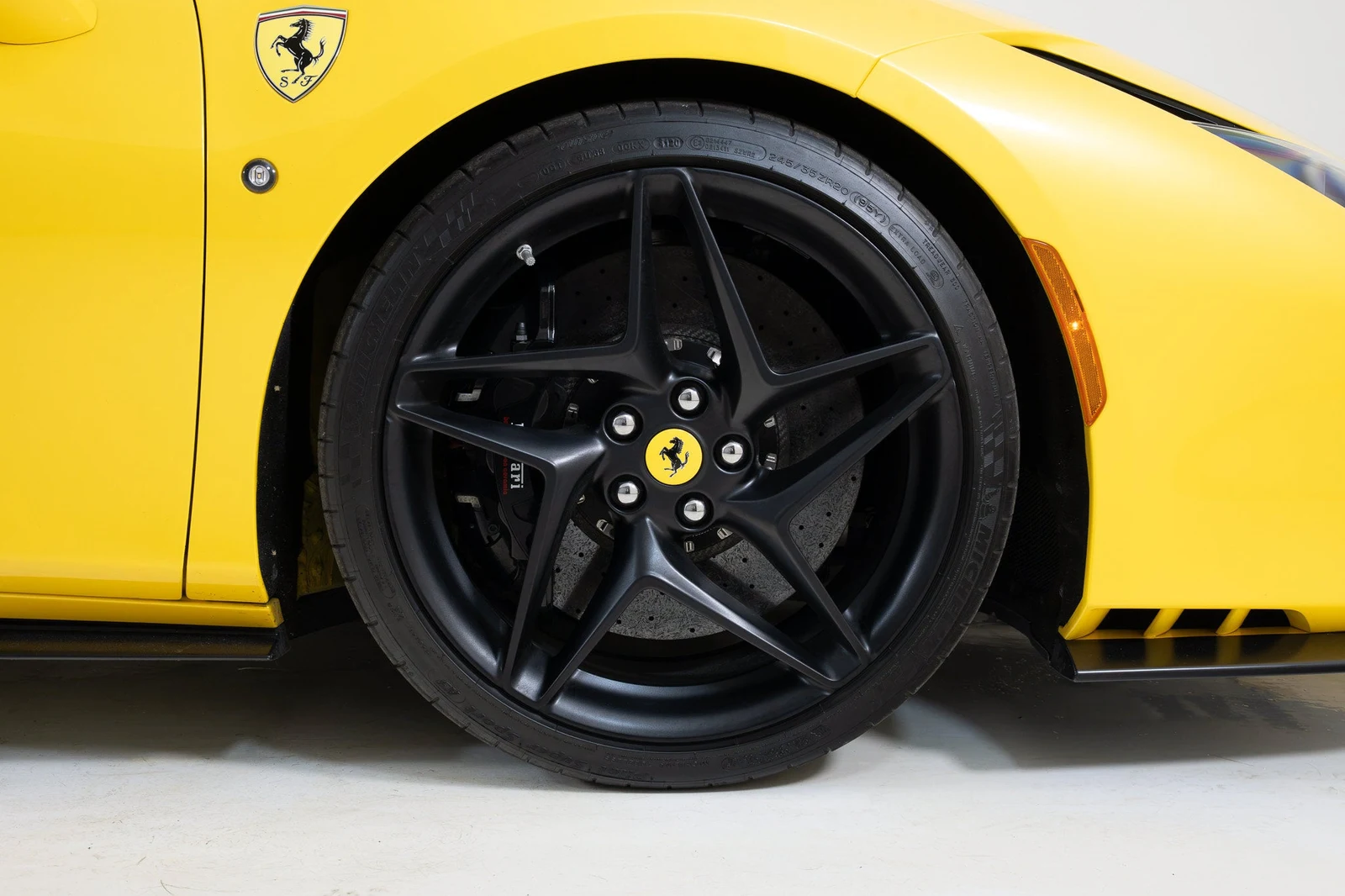 2021 Ferrari F8 Spider, 20/20