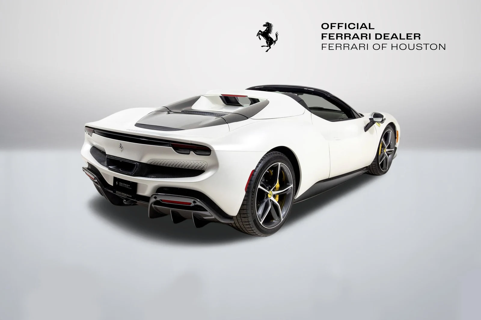 2025 Ferrari 296 GTS, 7/20