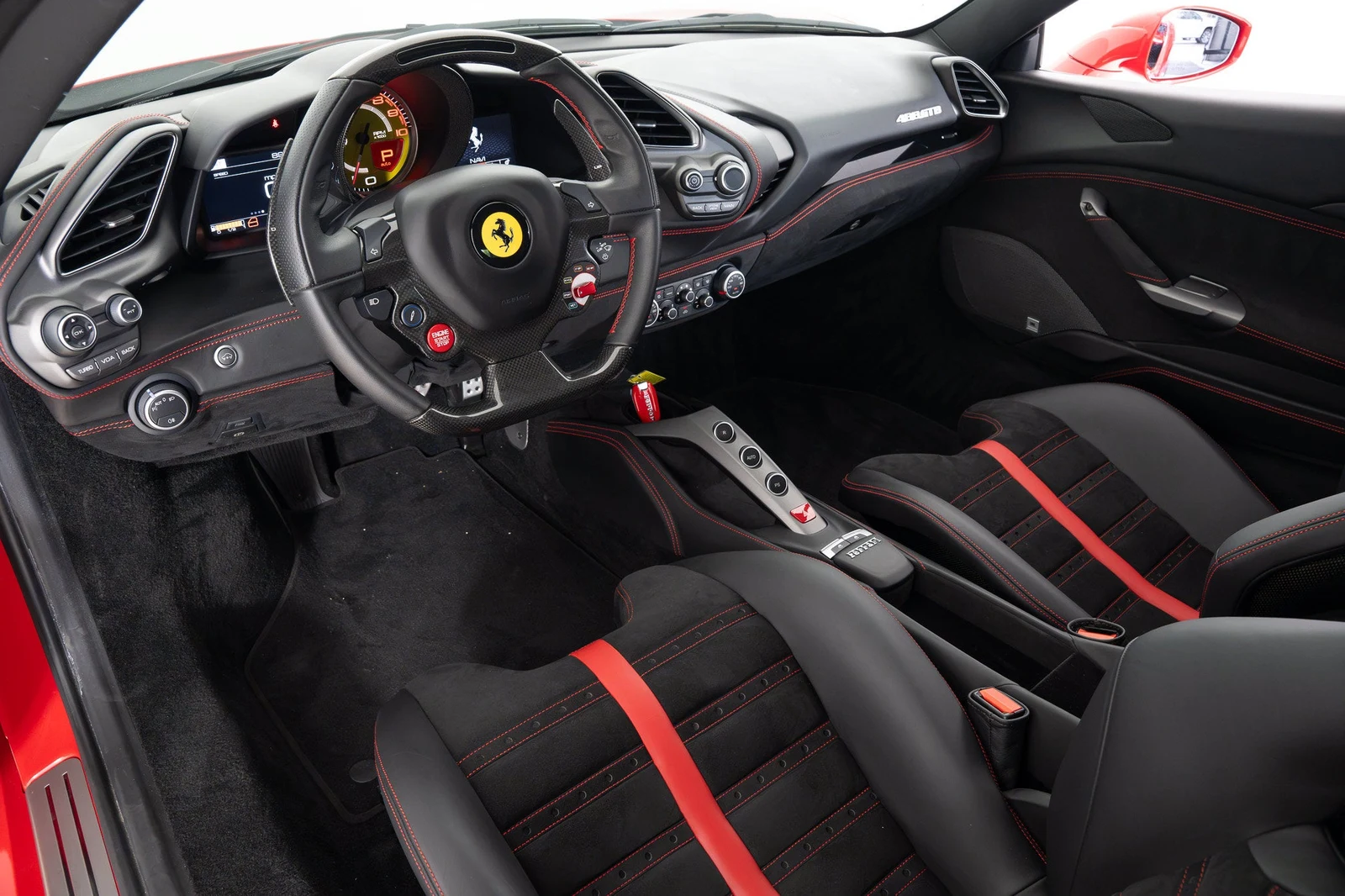 2017 Ferrari 488 GTB, 4/20