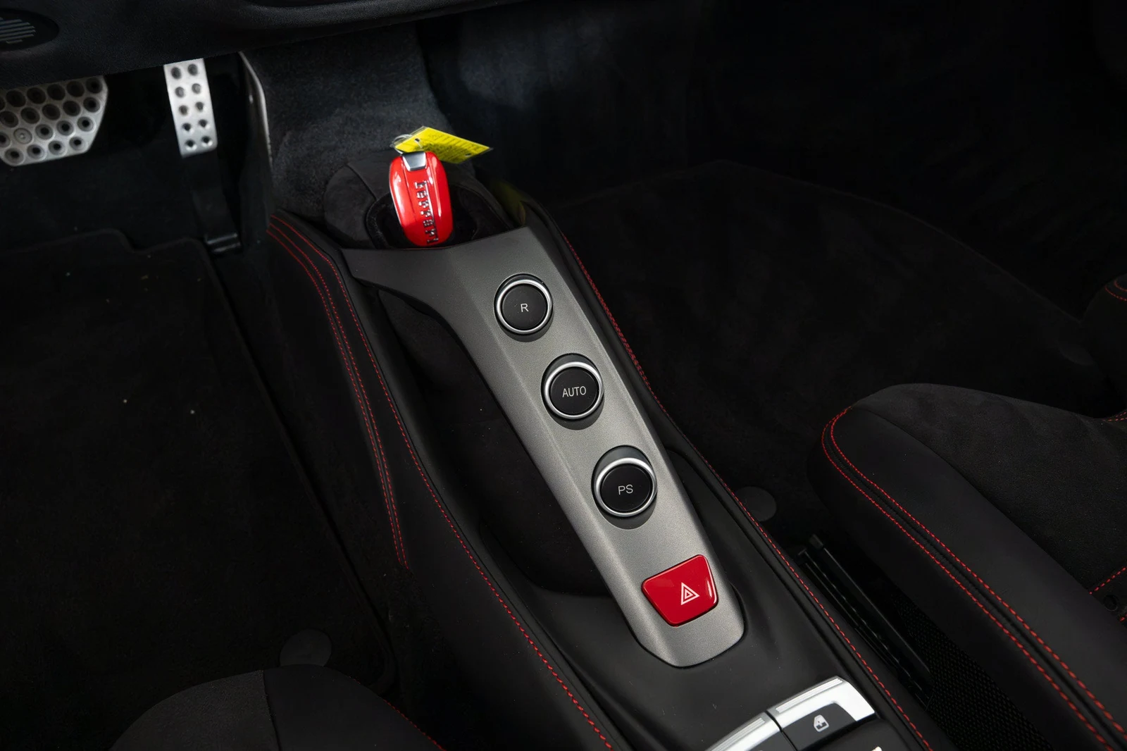 2017 Ferrari 488 GTB, 15/20