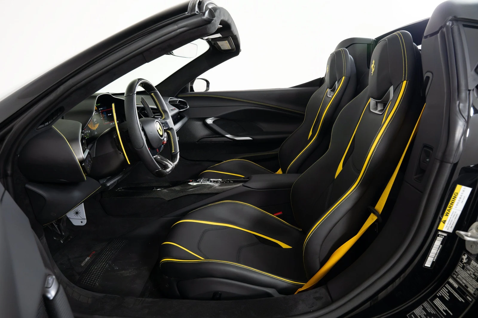 2026 Ferrari 296 GTS, 5/20