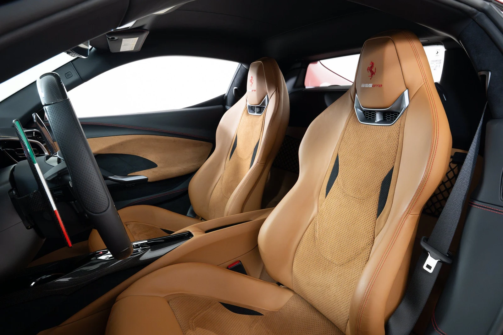 2025 Ferrari 296 GTB, 5/20