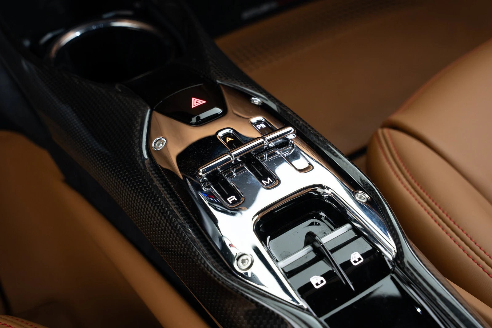 2025 Ferrari 296 GTB, 17/20