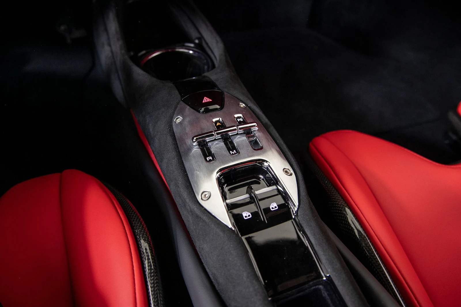 2025 Ferrari 296 GTB, 13/20