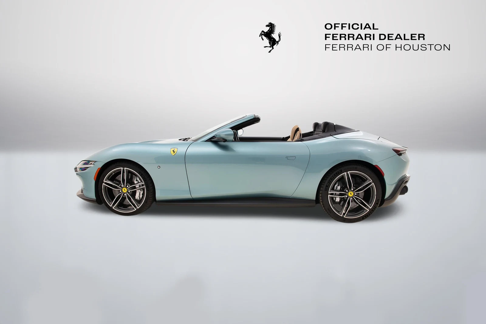 2024 Ferrari Roma Spider, 8/20