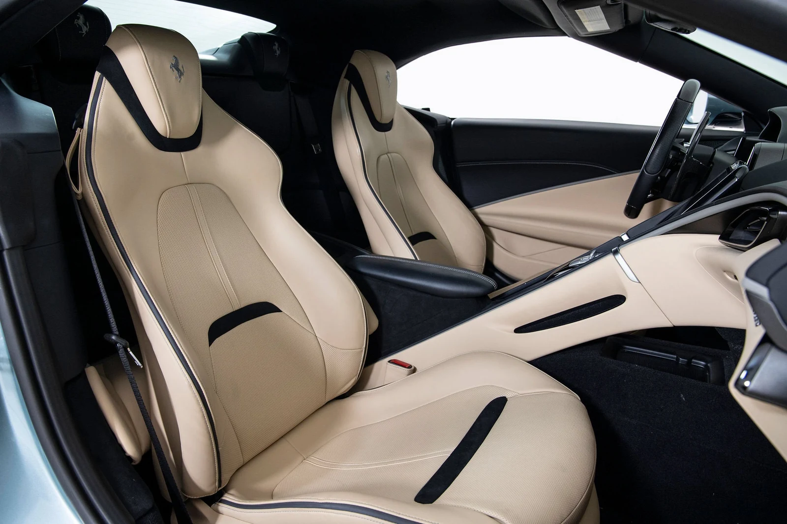 2024 Ferrari Roma Spider, 17/20