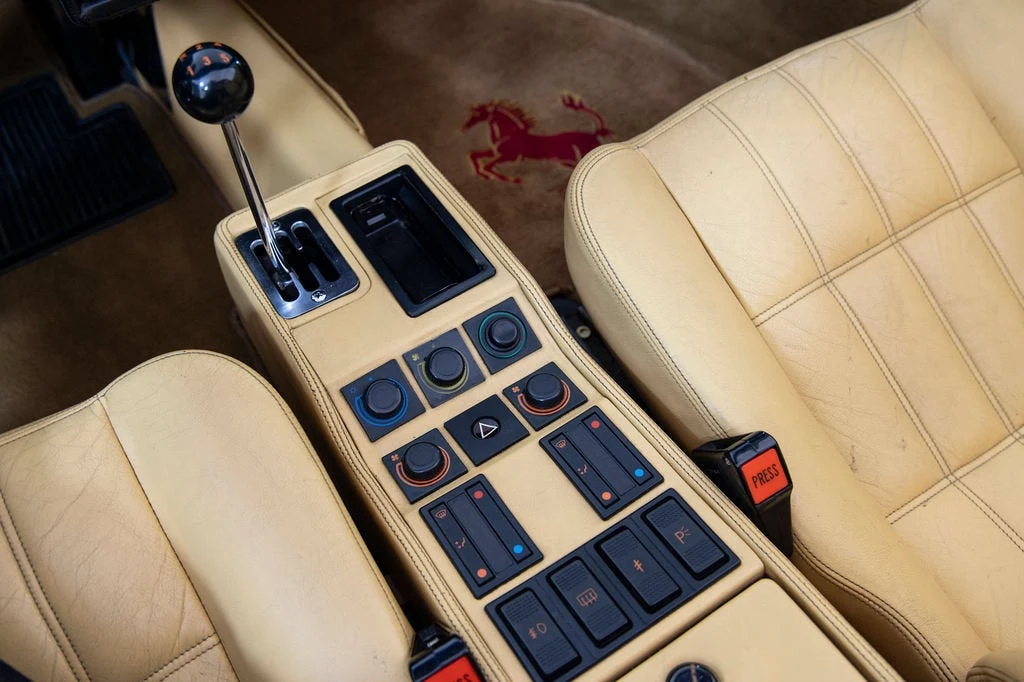 1986 Ferrari 328 GTS, 15/20