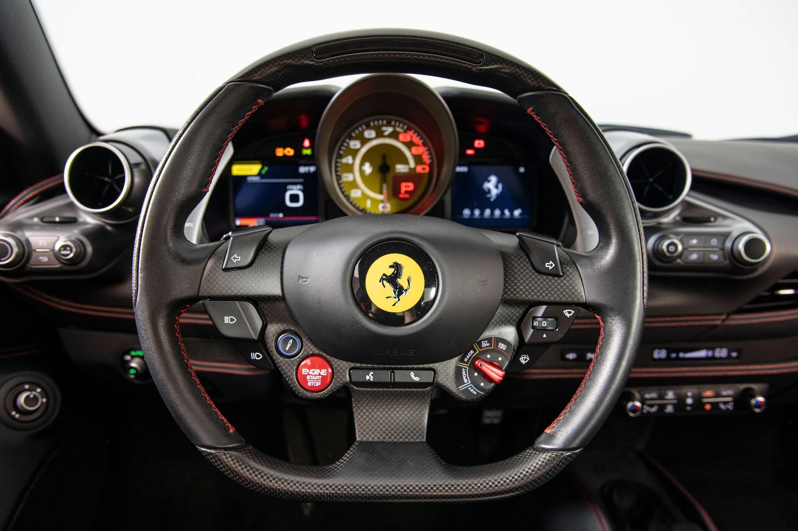 2022 Ferrari F8 Spider, 11/19