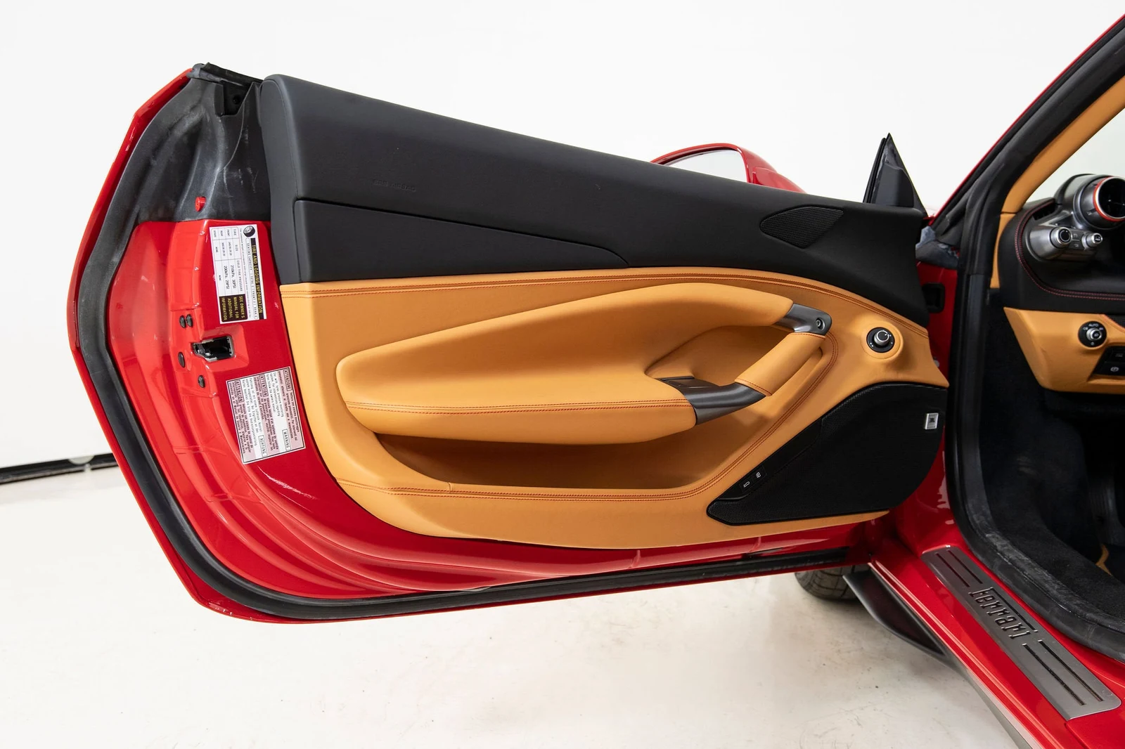 2022 Ferrari F8 Spider, 20/20