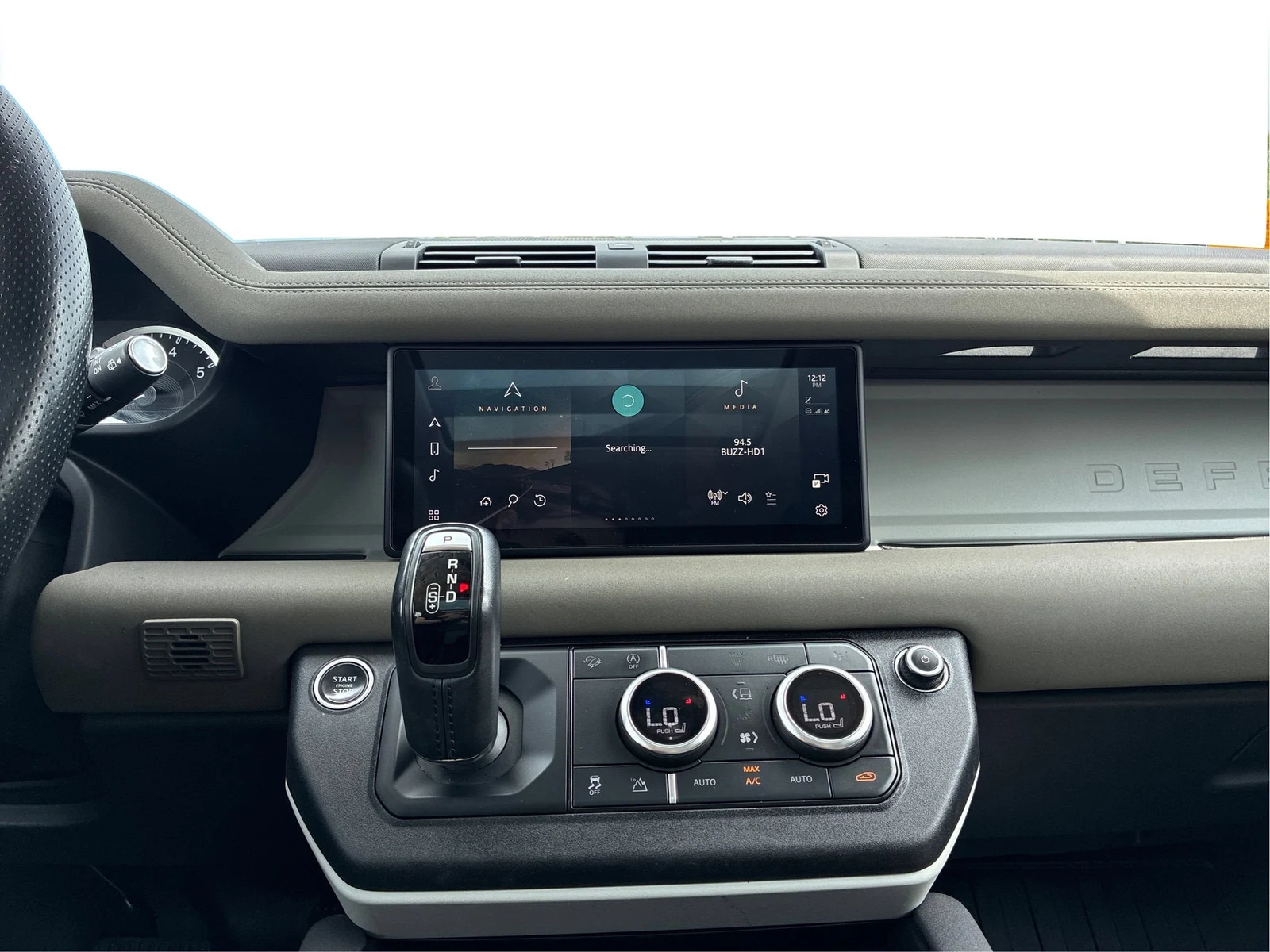 2023 Land Rover Defender 110 P300 S, 15/20