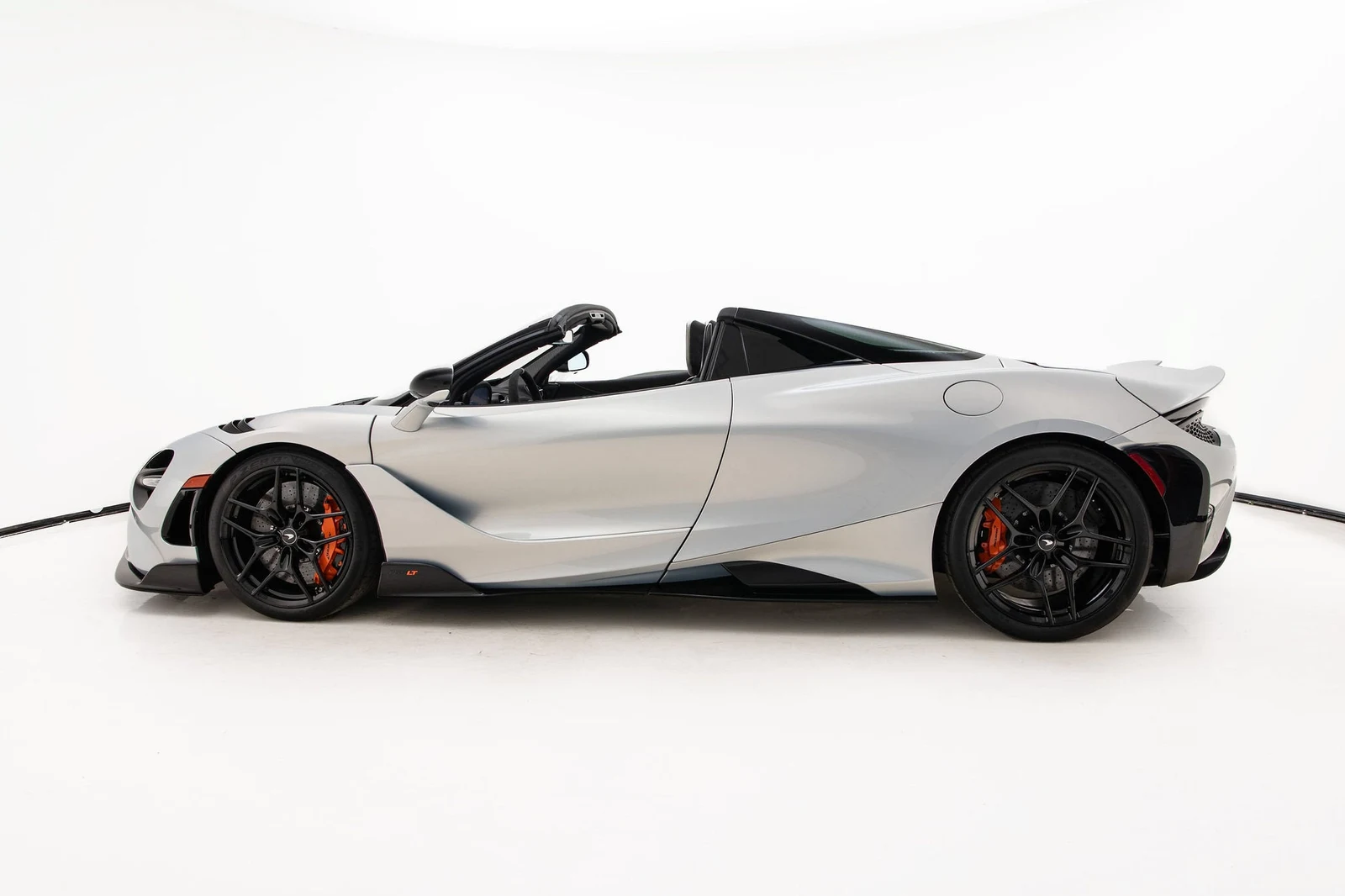 2022 McLaren 765LT Spider, 8/20