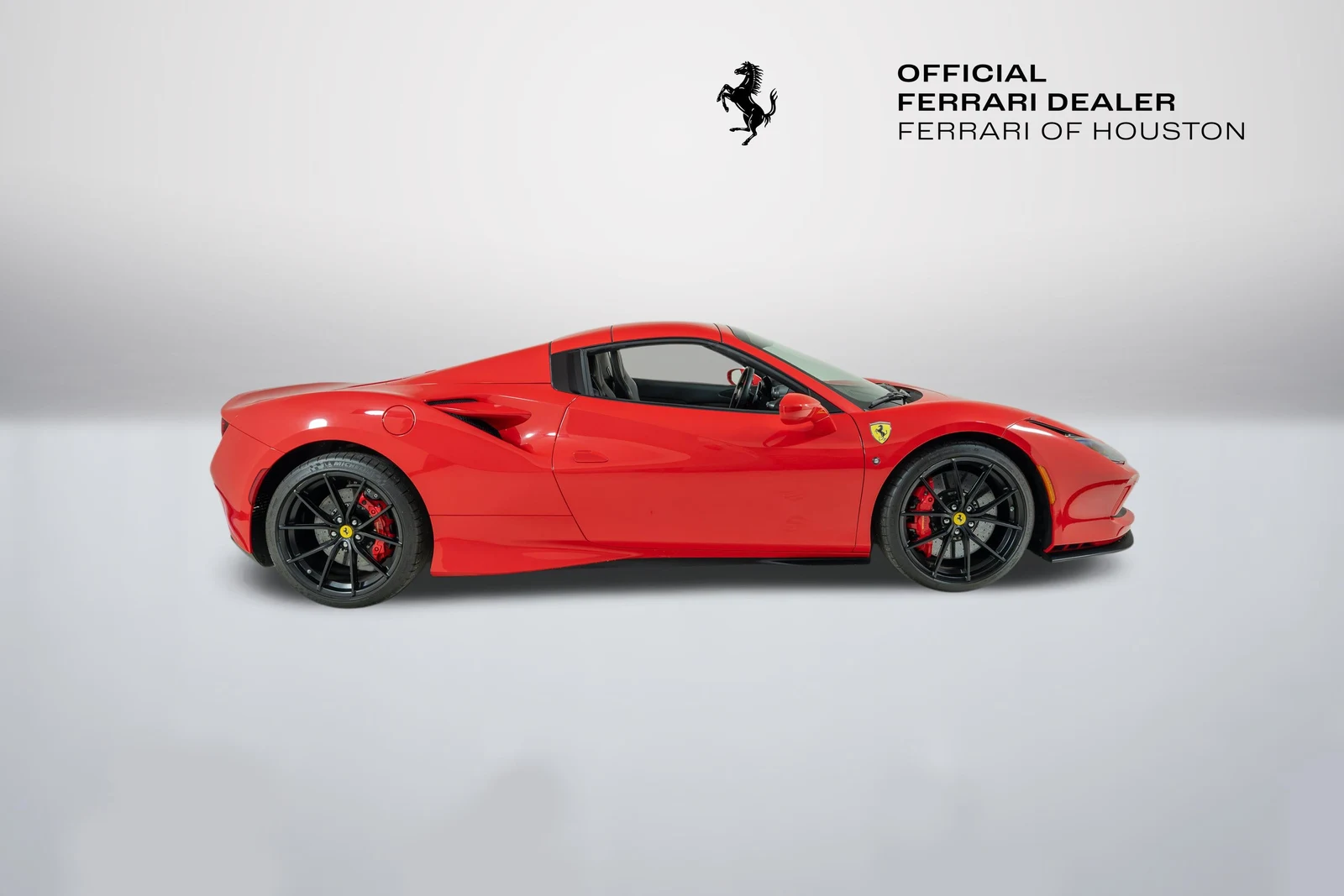 2021 Ferrari F8 Spider for sale, exterior, Red