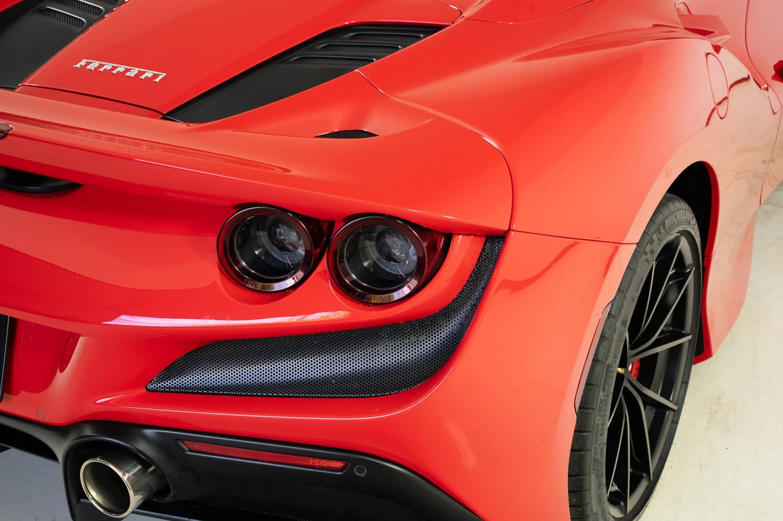 2021 Ferrari F8 Spider for sale, exterior, Red