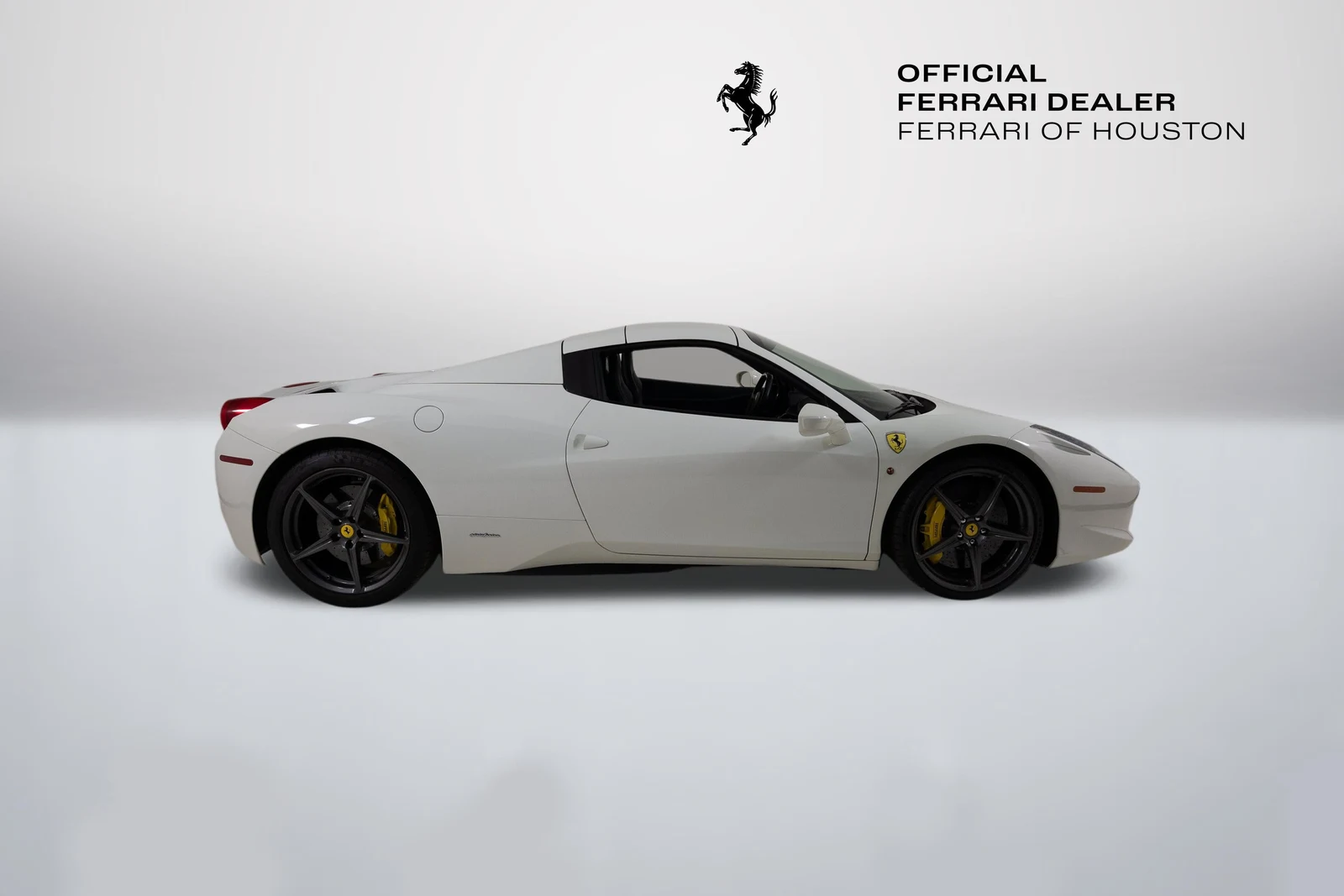 2014 Ferrari 458 Spider for sale, exterior, White